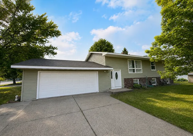 1st image of 5250 W 9th St, Winona, MN 55987 | MLS# 7077668