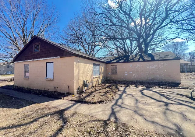 Homes for sale in Saint Cloud, MN | 1537 11th Ave Se, Saint Cloud, MN 56304 | MLS# 7077697