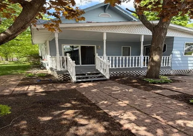 3rd image of 802 N Ramsey Ave, Litchfield, MN 55355 | MLS# 7077715