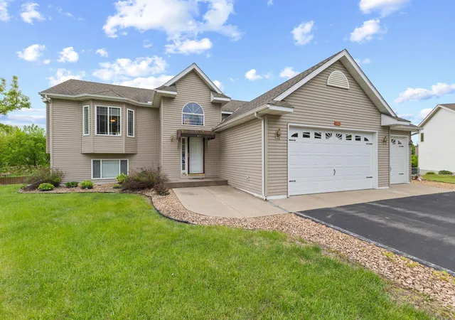 Homes for sale in Maple Lake, MN | 103 Cedar Ct, Maple Lake, MN 55358 | MLS# 7077731
