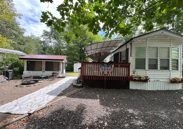2nd image of 95 Pathfinder Vlg, Hinckley, MN 55037 | MLS# 7077778