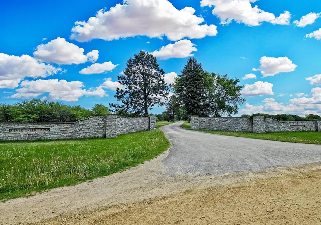 Photo 3 of Land for sale at Tbd Silver Crk Rd Ne, Rochester, MN 55906 | MLS# 7077793 | Listing updated on 2026-08-19