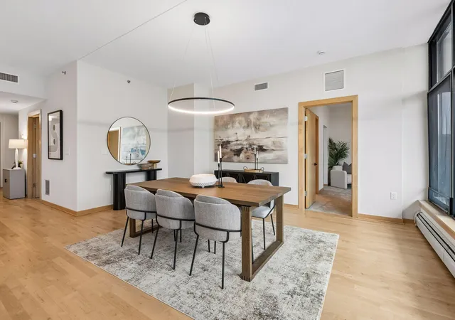 4th image of 1120 S 2Nd St #1107, Minneapolis, MN 55415 | MLS# 7077820