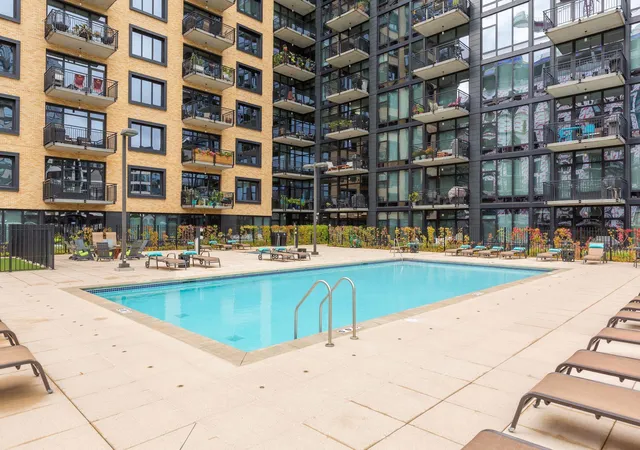 2nd image of 1120 S 2Nd St, Minneapolis, MN 55415