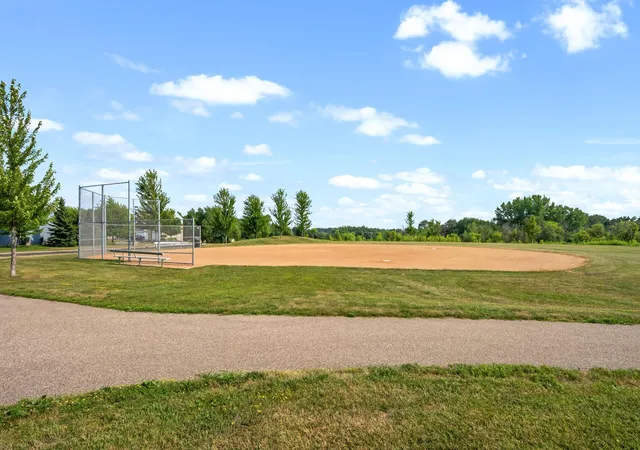 40th image of 9531 Declaration Dr, Chanhassen, MN 55317 | MLS# 7077873