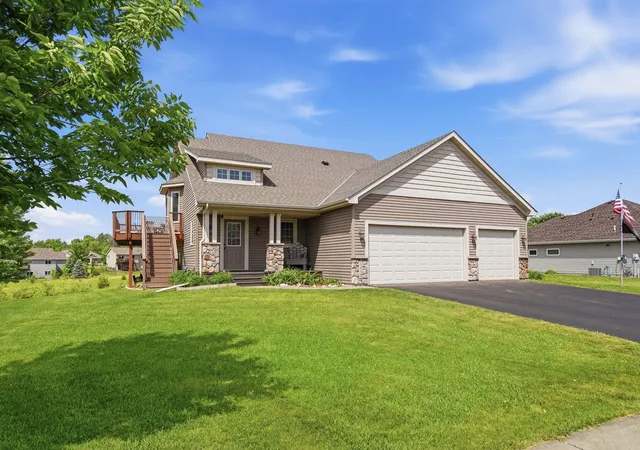 Homes for sale in Lindstrom, MN | 12720 314th St, Lindstrom, MN 55045 | MLS# 7078017