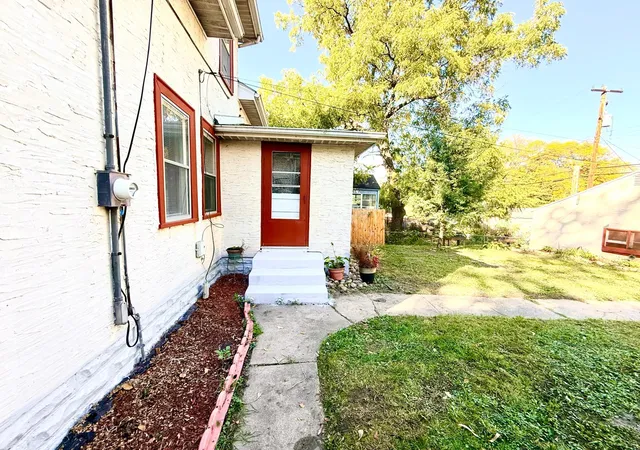 Photo 2 of Single family home for sale at 3346 Sheridan Ave N, Minneapolis, MN 55412 | MLS# 7078070 | Listing updated on 2026-10-07