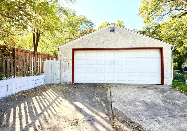Photo 3 of Single family home for sale at 3346 Sheridan Ave N, Minneapolis, MN 55412 | MLS# 7078070 | Listing updated on 2026-10-07