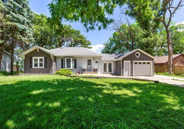 1st image of 775 Shoreacres Dr, Fairmont, MN 56031 | MLS# 7078086