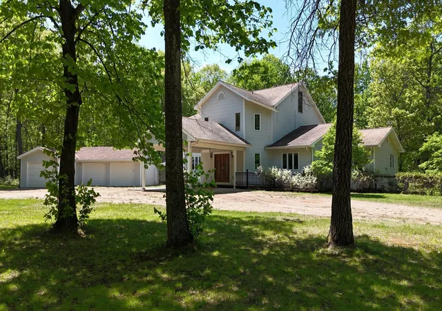 Photo 3 of Single family home for sale at 12913 Dobbins Rd, Merrifield, MN 56465 | MLS# 7078187 | Listing updated on 2026-08-27