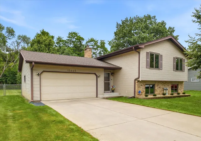 2nd image of 13445 Gladiola St Nw, Andover, MN 55304 | MLS# 7078236