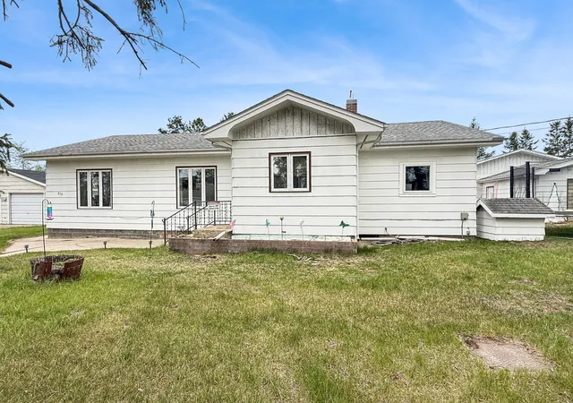 1st image of 814 21st St Nw, Bemidji, MN 56601 | MLS# 7078349