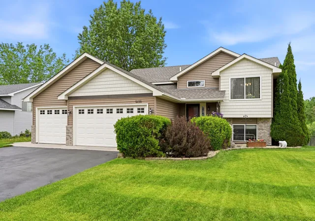 2nd image of 6156 152nd St N, Hugo, MN 55038 | MLS# 7078375