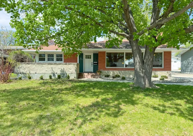 1st image of 1020 W Lincoln Ave, Fergus Falls, MN 56537 | MLS# 7078380