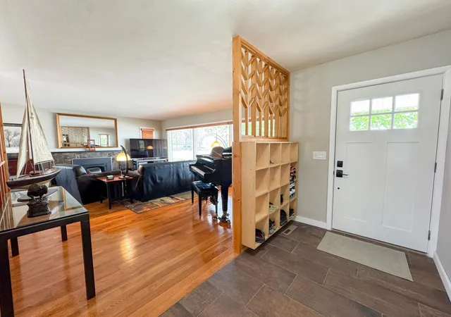 Photo 4 of Single family home for sale at 1020 W Lincoln Ave, Fergus Falls, MN 56537 | MLS# 7078380 | Listing updated on 2026-09-07