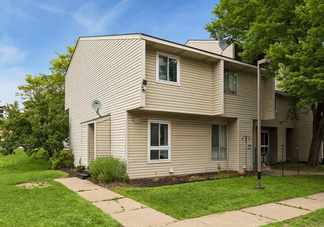 1st image of 5737 80th Ave N, Brooklyn Park, MN 55443 | MLS# 7078401