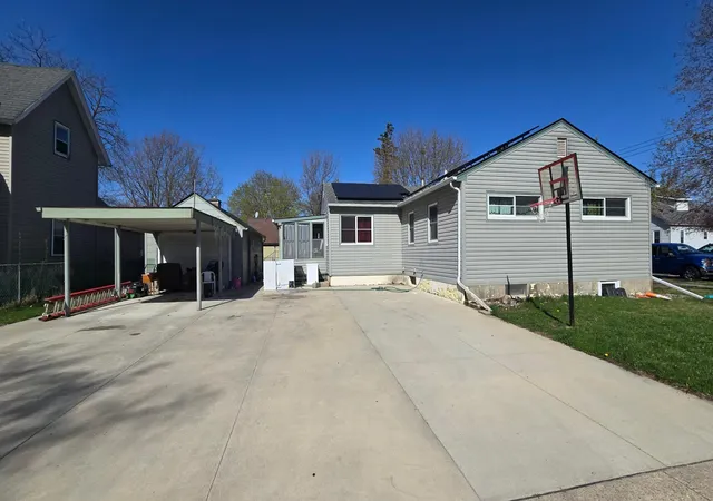 Homes for sale in Austin, MN | 601 5Th Ave Nw, Austin, MN 55912 | MLS# 7078419