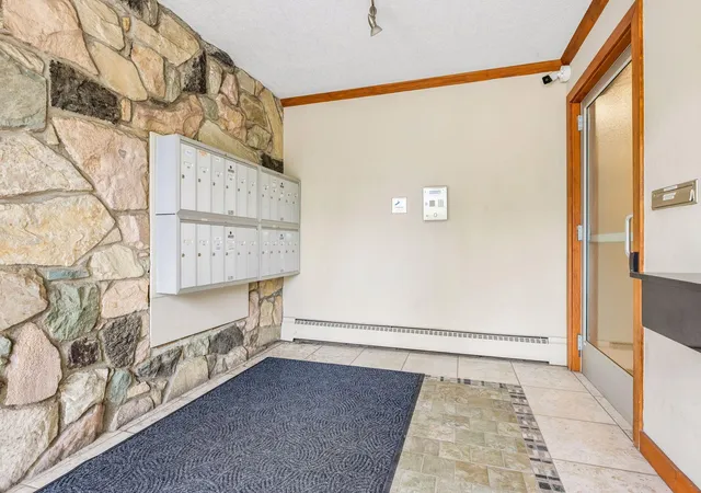 5th image of 821 Douglas Ave #205, Minneapolis, MN 55403 | MLS# 7078441