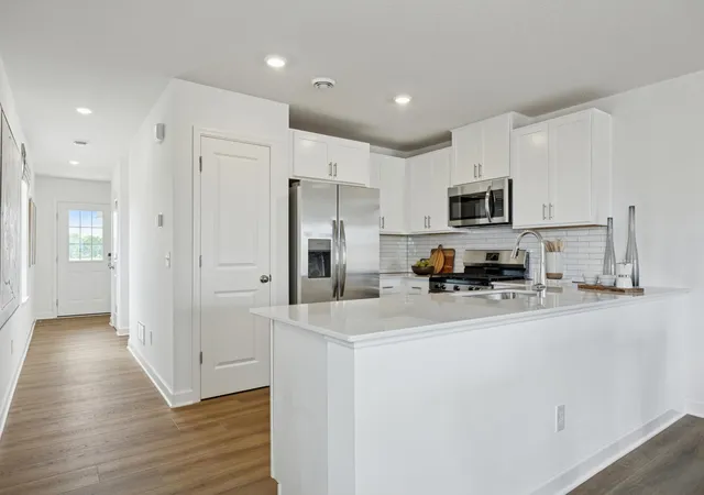 3rd image of 21785 Rose Dr, Farmington, MN 55024 | MLS# 7078467