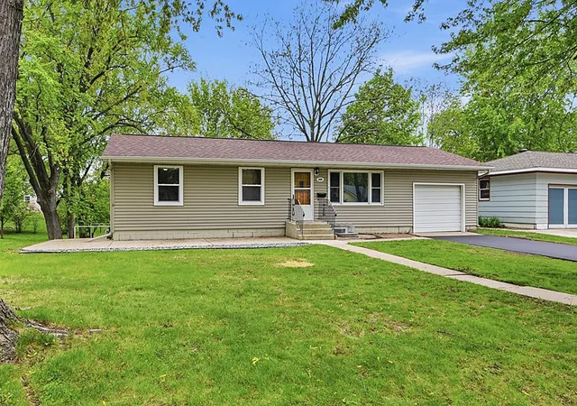1st image of 609 4th Ave N, Sauk Rapids, MN 56379 | MLS# 7078523