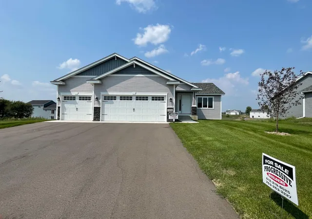 Homes for sale in Saint Cloud, MN | 1314 23rd St Se, Saint Cloud, MN 56304 | MLS# 7078542