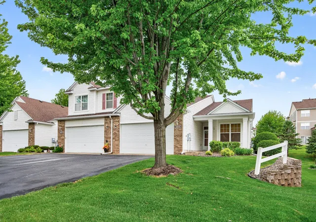 Homes for sale in Inver Grove Heights, MN | 4693 Bloomberg Ln, Inver Grove Heights, MN 55076 | MLS# 7078589