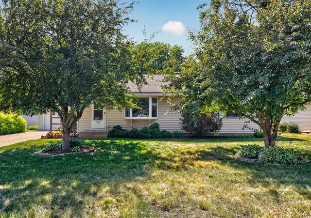 Homes for sale in Rosemount, MN | 14647 Danbury Ave W, Rosemount, MN 55068 | MLS# 7078618