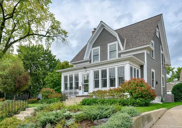 Photo 3 of Single family home for sale at 132 W 36th Street, Minneapolis, MN 55408 | MLS# 7078621 | Listing updated on 2026-10-05