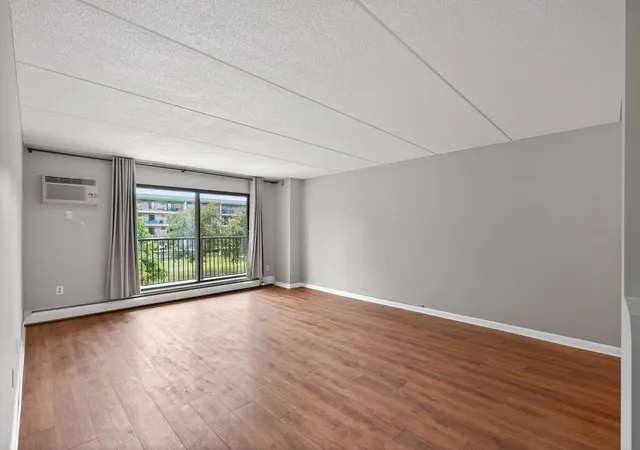 Listing Photo 5 - Condo for sale in building located at 10501 Cedar Lake Rd, Minnetonka, MN 55305 - Unit #318