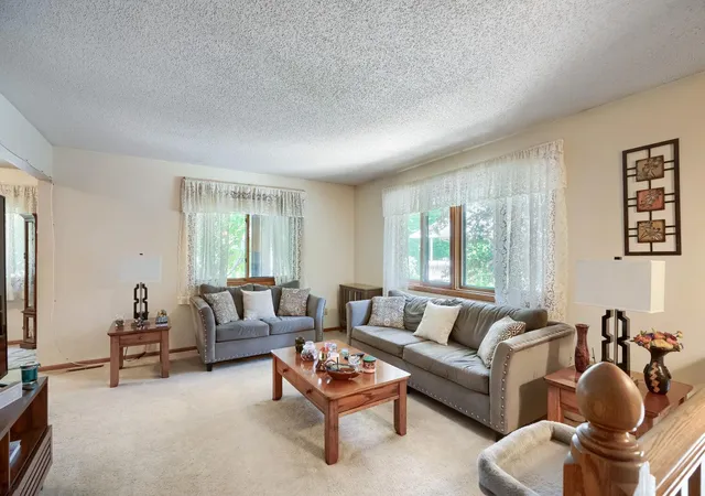 Homes for sale in Coon Rapids, MN | 11847 Undercliff St Nw, Coon Rapids, MN 55433 | MLS# 7078830