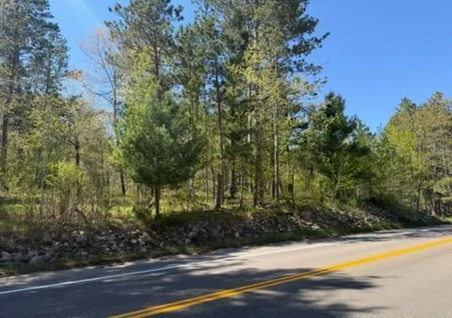1st image of 8293 Interlachen Rd, Nisswa, MN 56468 | MLS# 7078836