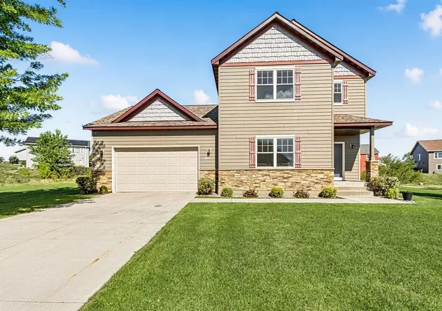 Photo 1 of Single family home for sale at 3293 Old Stone Way Ne, Sauk Rapids, MN 56379 | MLS# 7078915 | Listing updated on 2026-09-14