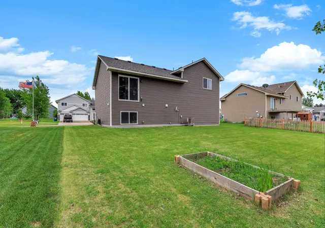 31st image of 925 Highview Loop Se, Pine City, MN 55063 | MLS# 7078950