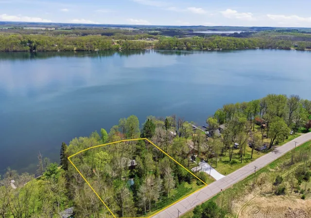 Photo 3 of Single family home for sale at 51030 W Wymer Lake Rd, Frazee, MN 56544 | MLS# 7079007 | Listing updated on 2026-07-20