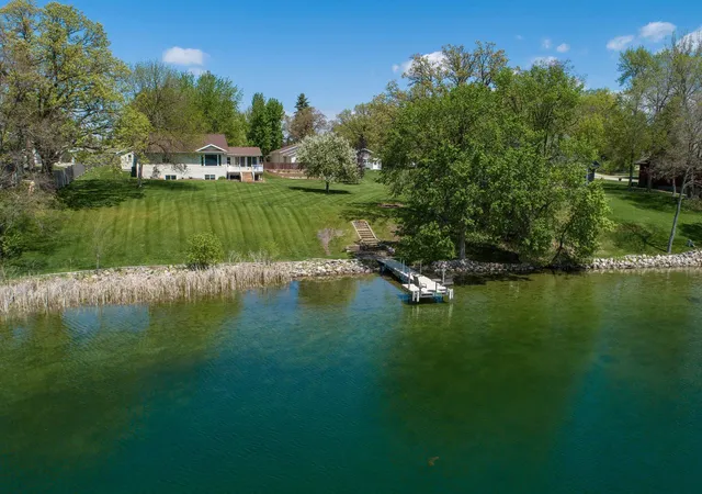 1st image of 124 Bethesda St Nw, Alexandria, MN 56308 | MLS# 7079030