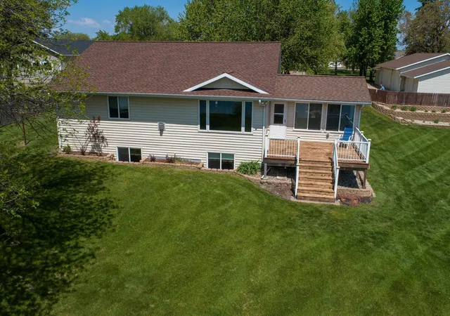 3rd image of 124 Bethesda St Nw, Alexandria, MN 56308 | MLS# 7079030