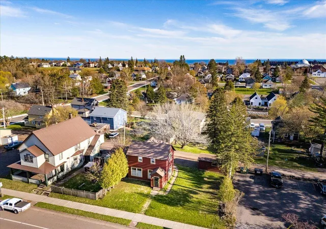 3rd image of 520 7Th Ave, Two Harbors, MN 55616 | MLS# 7079068