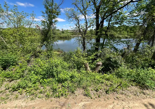 4th image of 513 Old Bench St, Red Wing, MN 55066 | MLS# 7079146