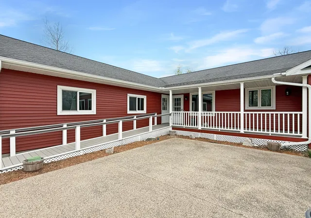 Photo 3 of Single family home for sale at 3249 Woodland Hills Dr Se, Bemidji, MN 56601 | MLS# 7079213 | Listing updated on 2026-08-06