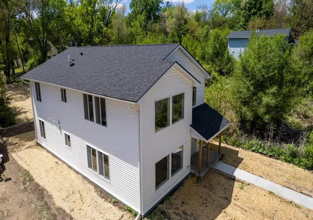 Photo 2 of Multi family home for sale at 132 York Ave, Saint Paul, MN 55117 | MLS# 7079229 | Listing updated on 2026-09-26