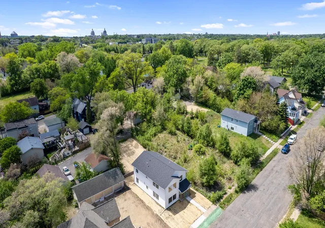 30th image of 132 York Ave, Saint Paul, MN 55117 | MLS# 7079229