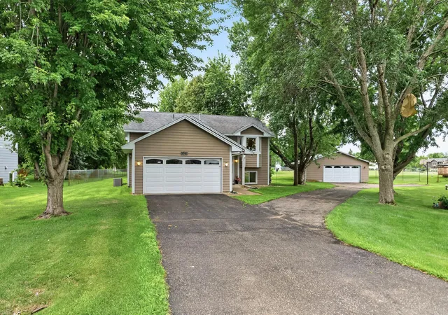 Homes for sale in Elk River, MN | 15275 88th St Ne, Elk River, MN 55330 | MLS# 7079248