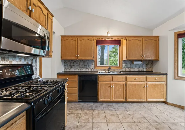 Homes for sale in Elk River, MN | 15275 88Th St Ne, Elk River, MN 55330 | MLS# 7079248