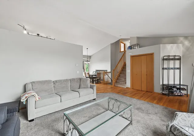 5th image of 10035 Fallgold Pkwy N, Brooklyn Park, MN 55443 | MLS# 7079270