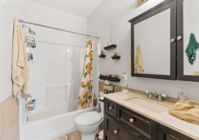 3rd image of 3514 Grand Ave S, Minneapolis, MN 55408 | MLS# 7079275