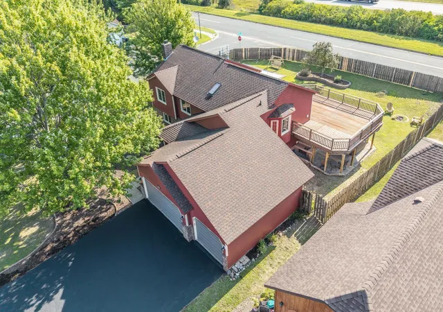 2nd image of 1500 Lakeview Curv, Saint Paul, MN 55122 | MLS# 7079285