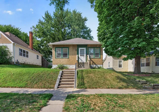 Photo 2 of Single family home for sale at 967 Rose Ave E, Saint Paul, MN 55106 | MLS# 7079286 | Listing updated on 2026-09-24