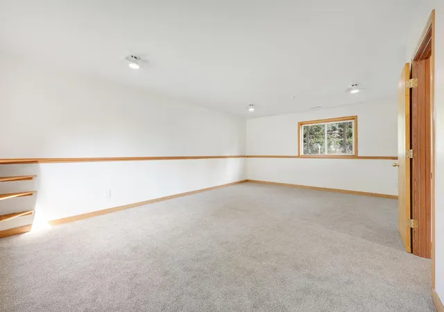 Photo 4 of Single family home for sale at 800 Portage Ave, Mora, MN 55051 | MLS# 7079372 | Listing updated on 2026-09-28