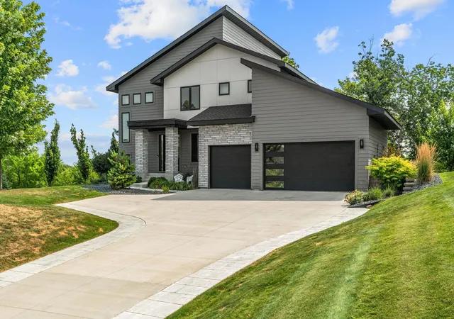 Photo 3 of Single family home for sale at 14029 Mckenna Rd Nw, Prior Lake, MN 55372 | MLS# 7079375 | Listing updated on 2026-10-08