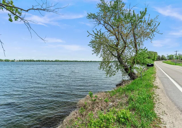 Homes for sale in Howard Lake, MN | 5751 County Road 6 Sw, Howard Lake, MN 55349 | MLS# 7079407